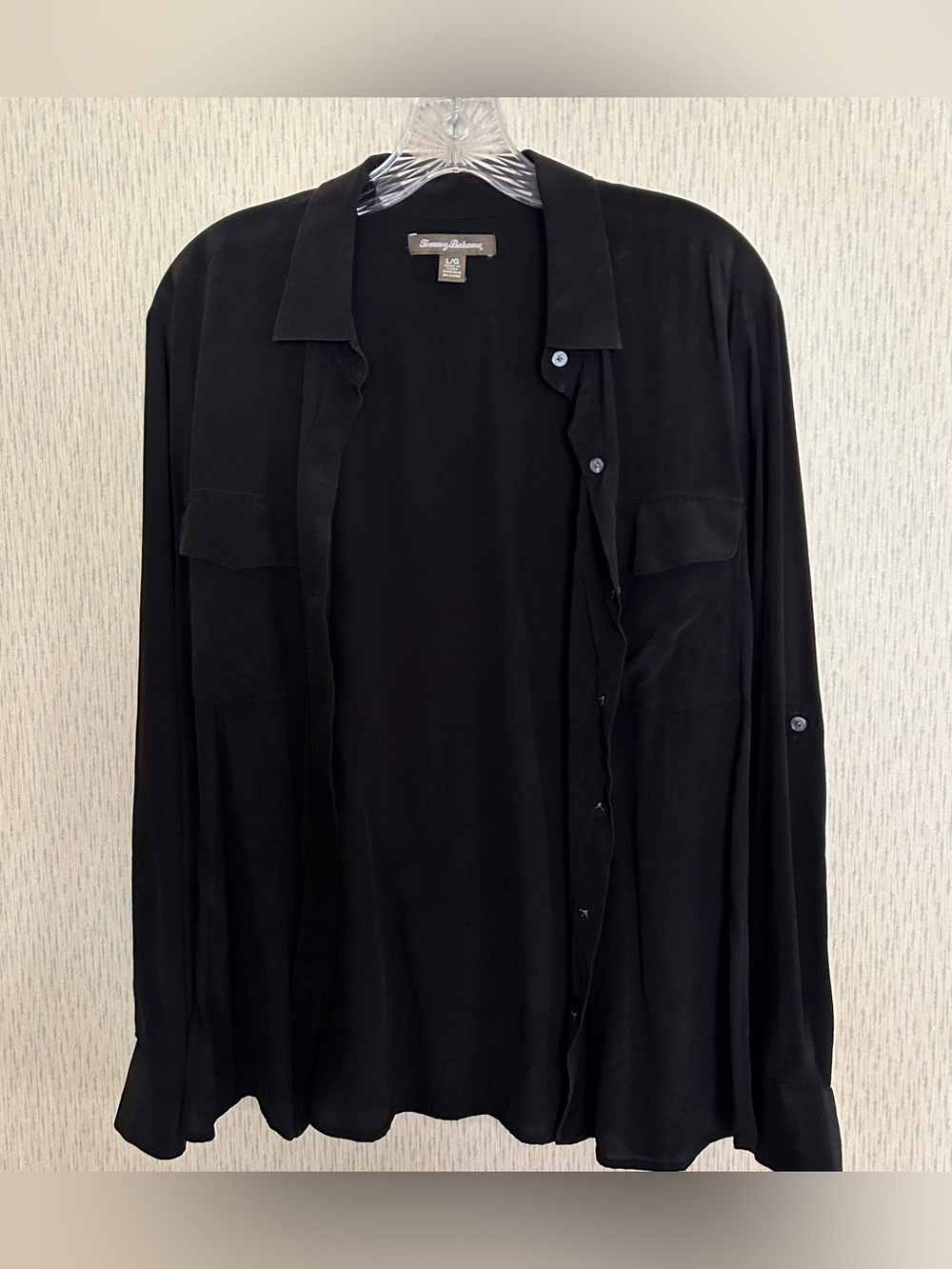 Tommy Bahama Women's Button Up Blouse Shirt Long Sleeve Black Size Large Black
